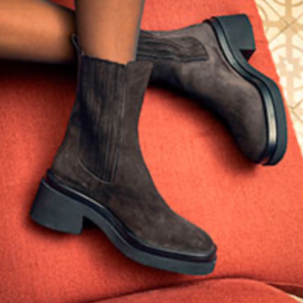 Homers Boots
